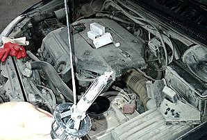 Замена ламп ближнего света (ксенон) HONDA Odyssey RA9